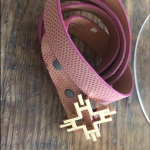 India Hicks Heritage Gold Belt Buckle.